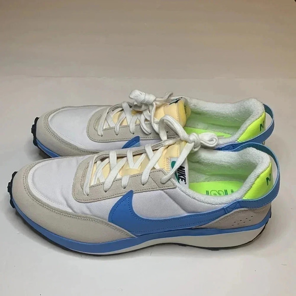 Nike Sneakers Waffle Debut Men’s Size 13 White University Blue New - Picture 2 of 12